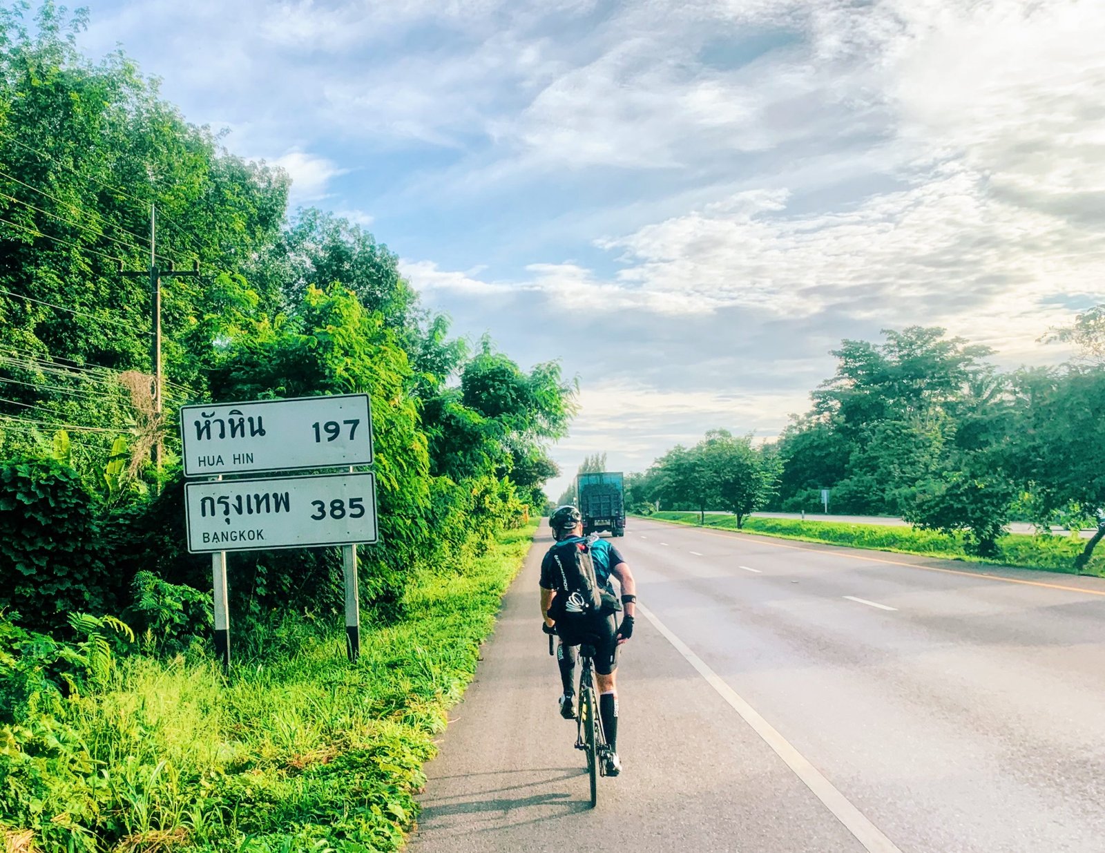 Bangkok Cycling to Chieng Mai 7 Days